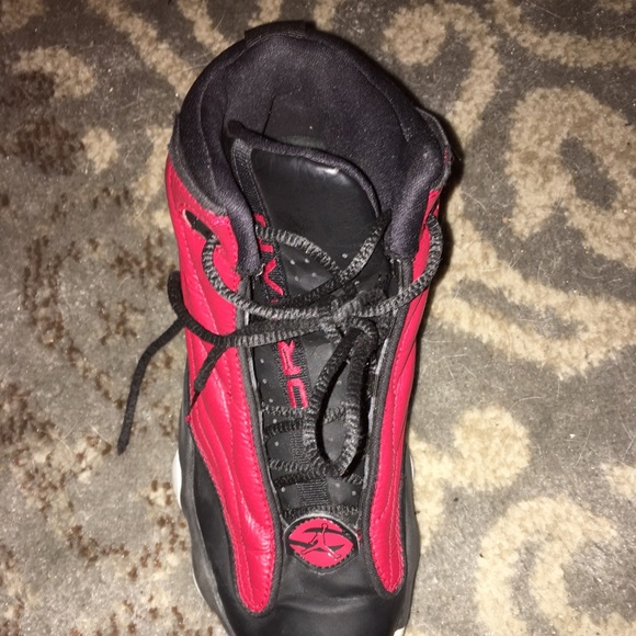 Jordan’s - Picture 3 of 4